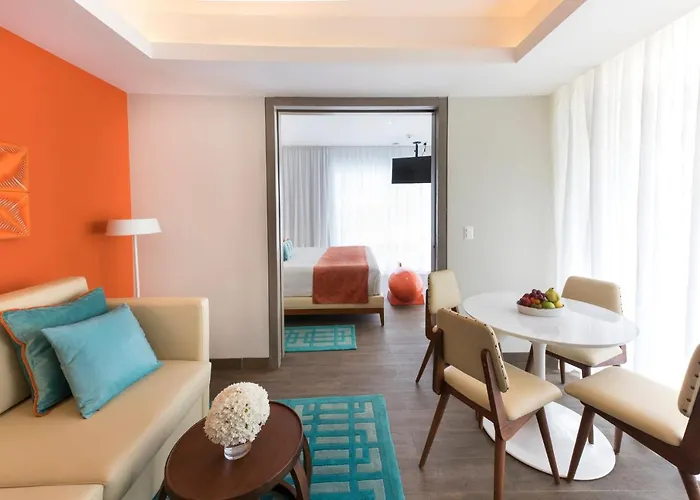Pool Side Suite